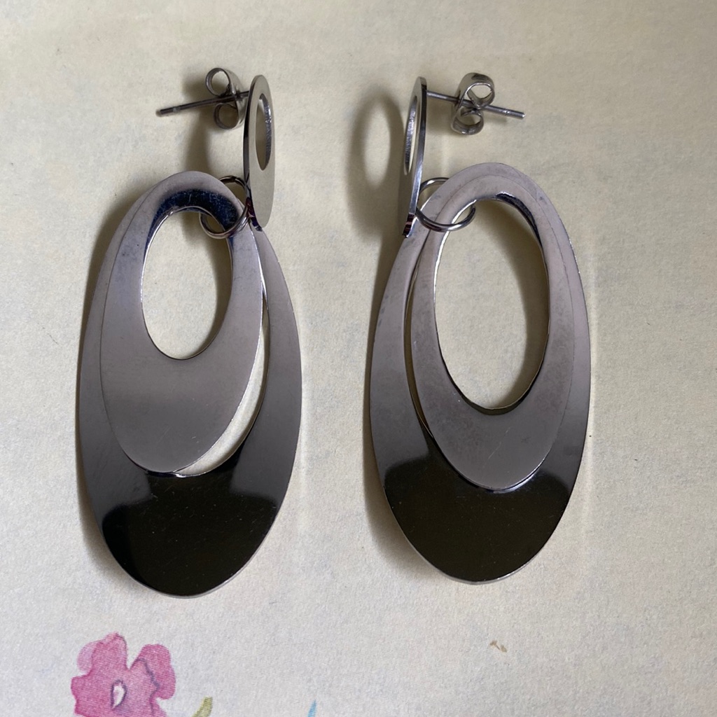 Edforce Stainless Steel Double Oval Loop Earrings. Like New, Never Worn. Beauty